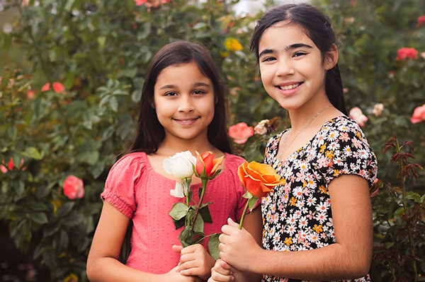 9 Ways to Encourage Peace Between Siblings
